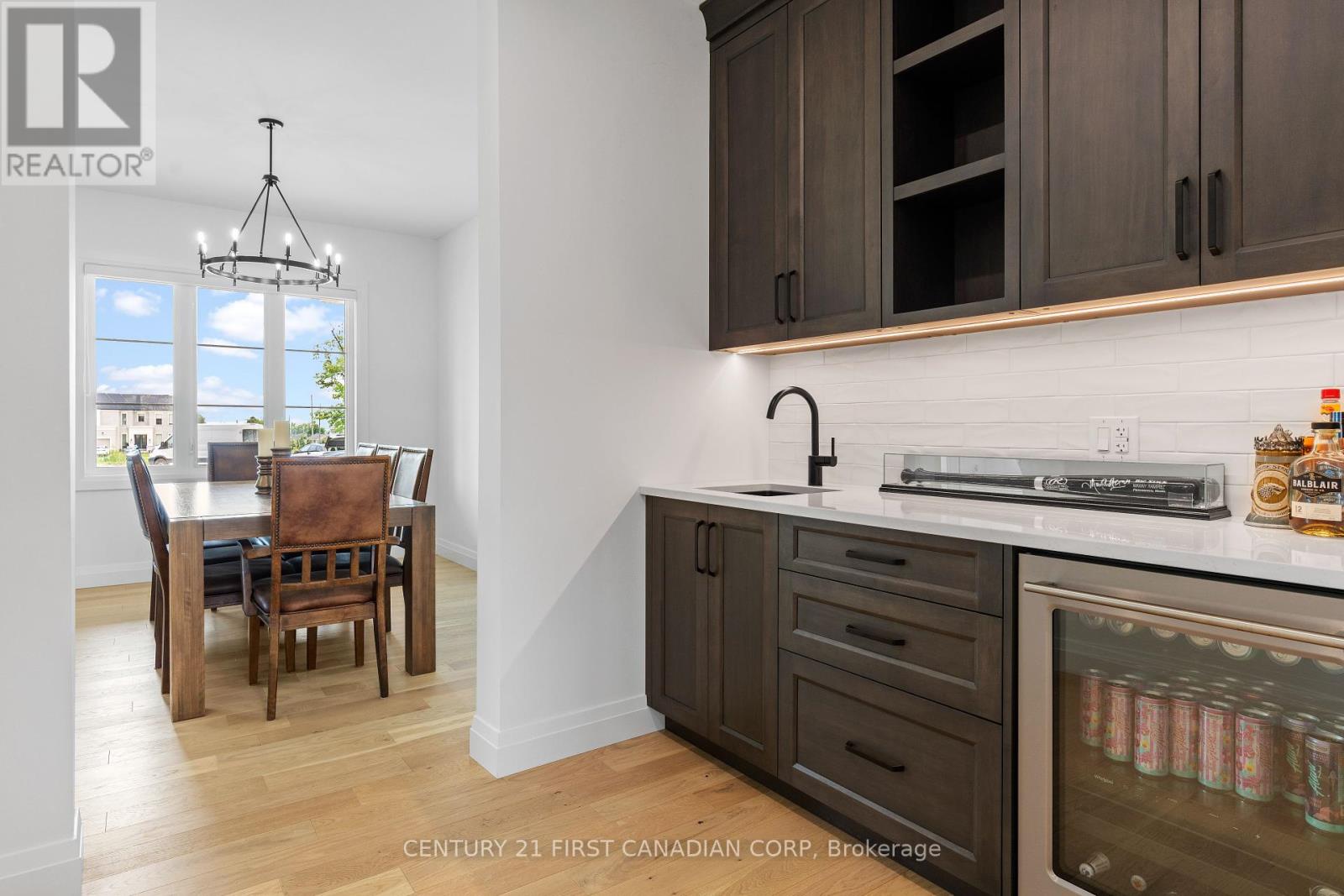162 Princeton Terrace, London South, Ontario  N6K 0L5 - Photo 7 - X12378133
