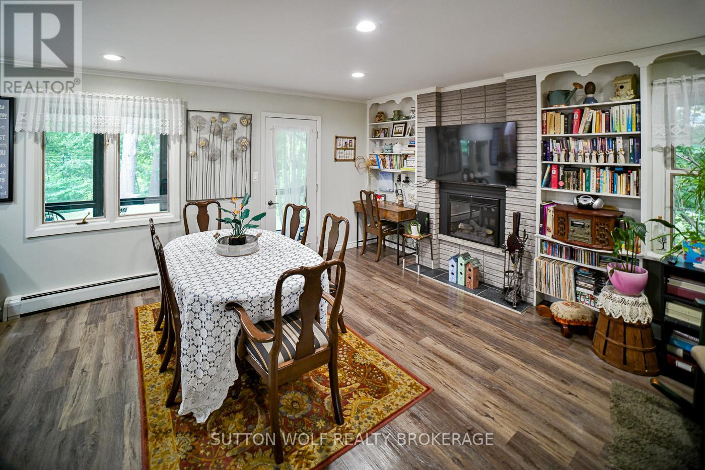 315 Caradoc Street N, Strathroy-Caradoc, Ontario  N7G 2N1 - Photo 11 - X12378134