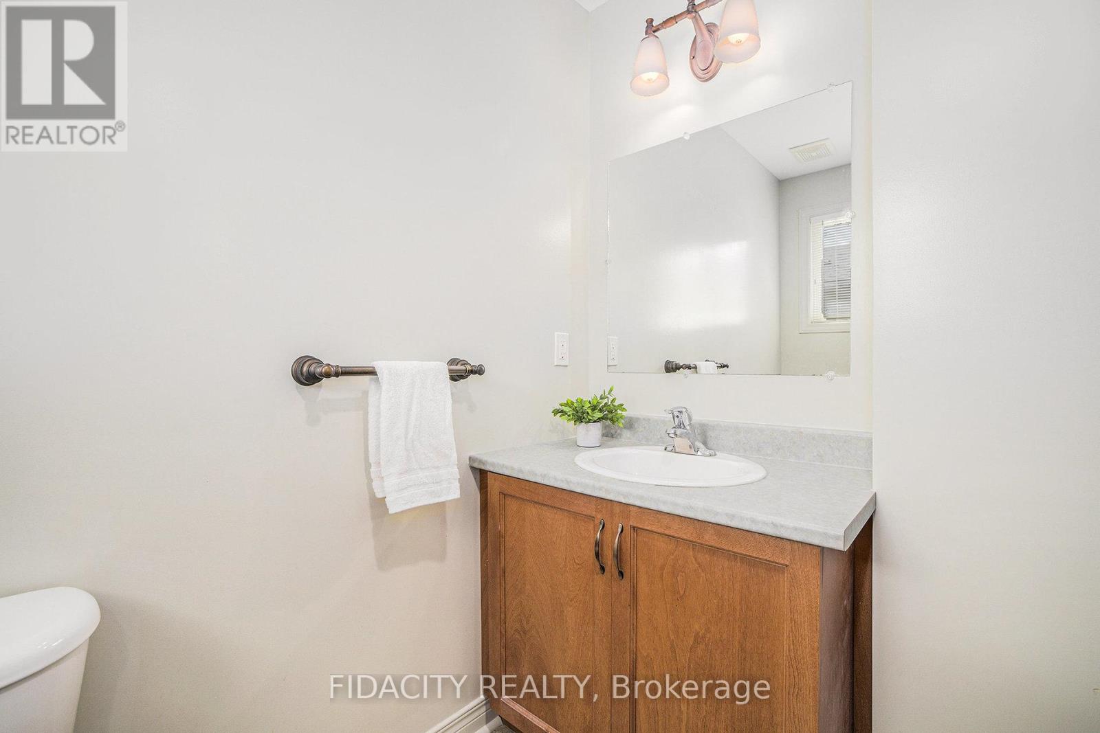 616 Clothier Street E, North Grenville, Ontario  K0G 1J0 - Photo 15 - X12378104