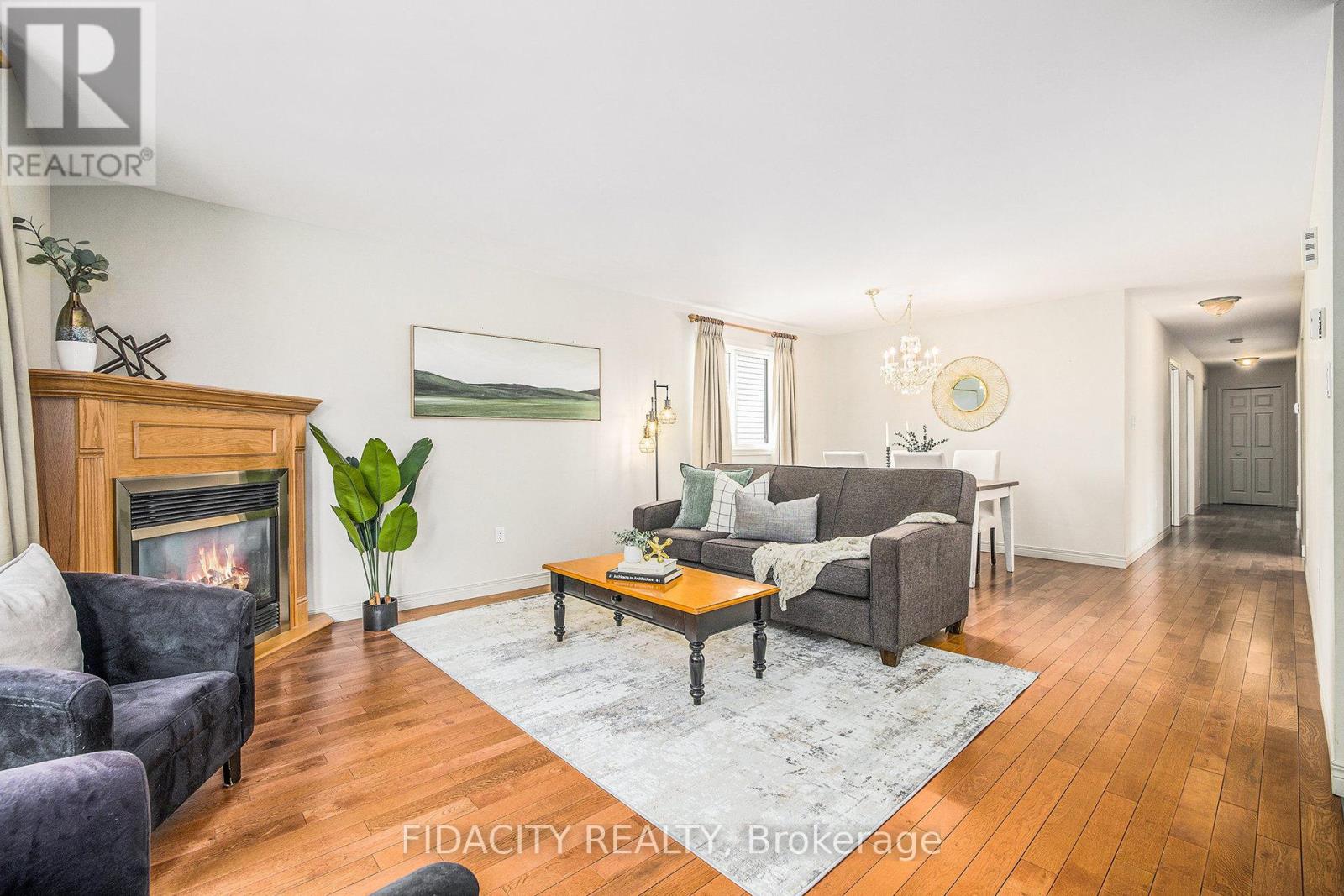 616 Clothier Street E, North Grenville, Ontario  K0G 1J0 - Photo 3 - X12378104