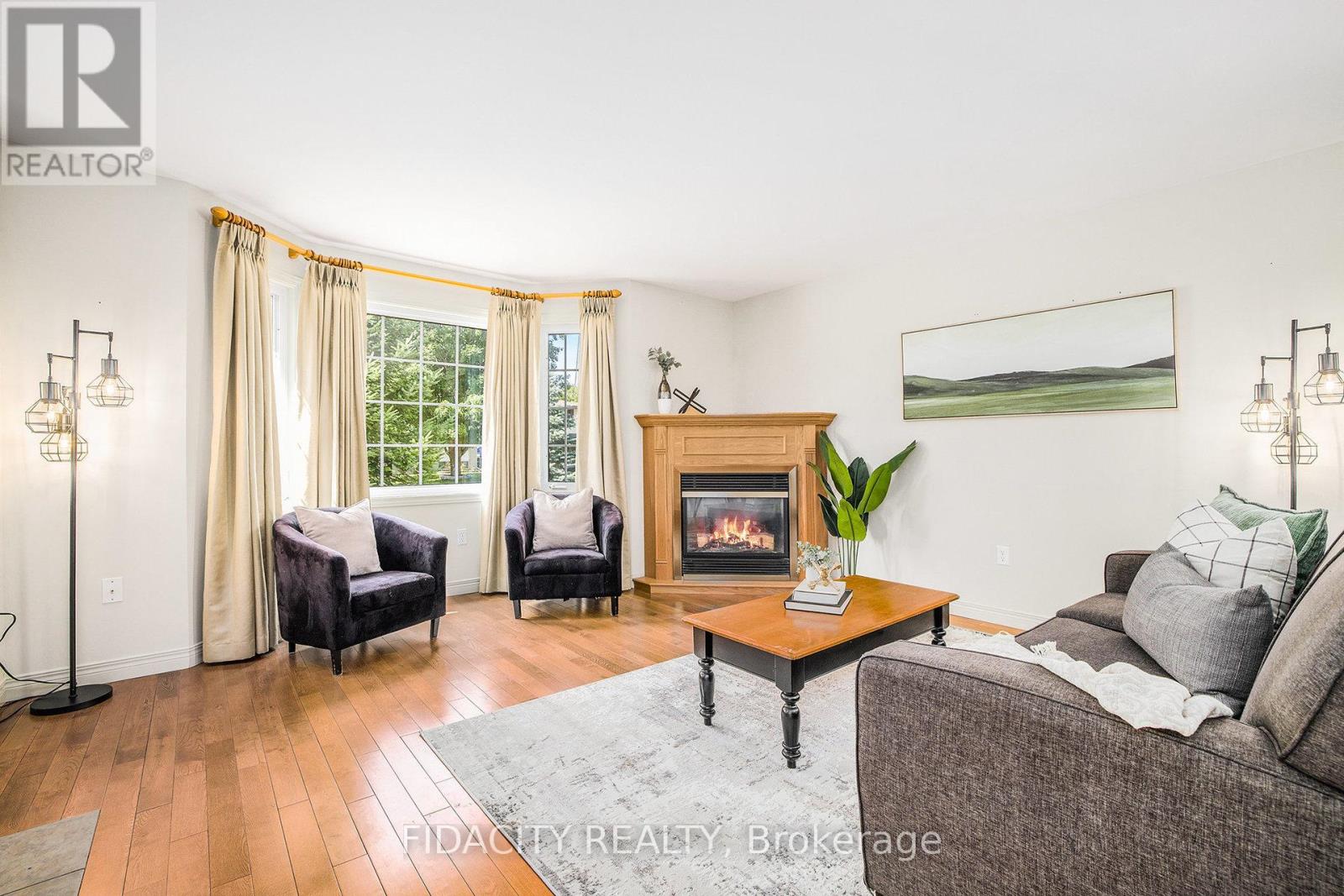 616 Clothier Street E, North Grenville, Ontario  K0G 1J0 - Photo 4 - X12378104