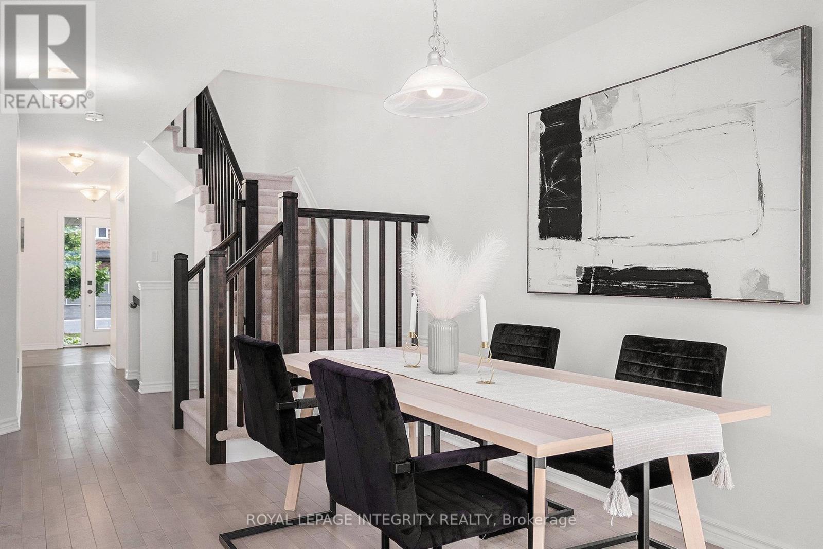 305 Lipizzaner Street, Ottawa, Ontario  K2S 0X8 - Photo 11 - X12378136