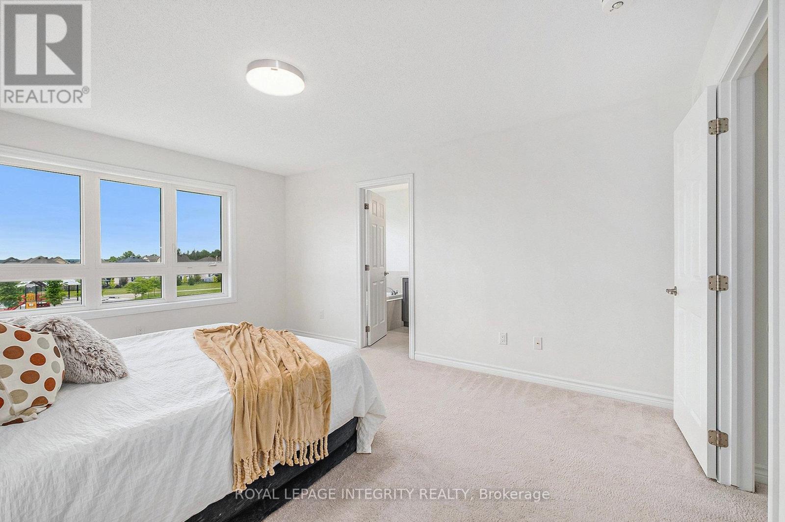 305 Lipizzaner Street, Ottawa, Ontario  K2S 0X8 - Photo 20 - X12378136