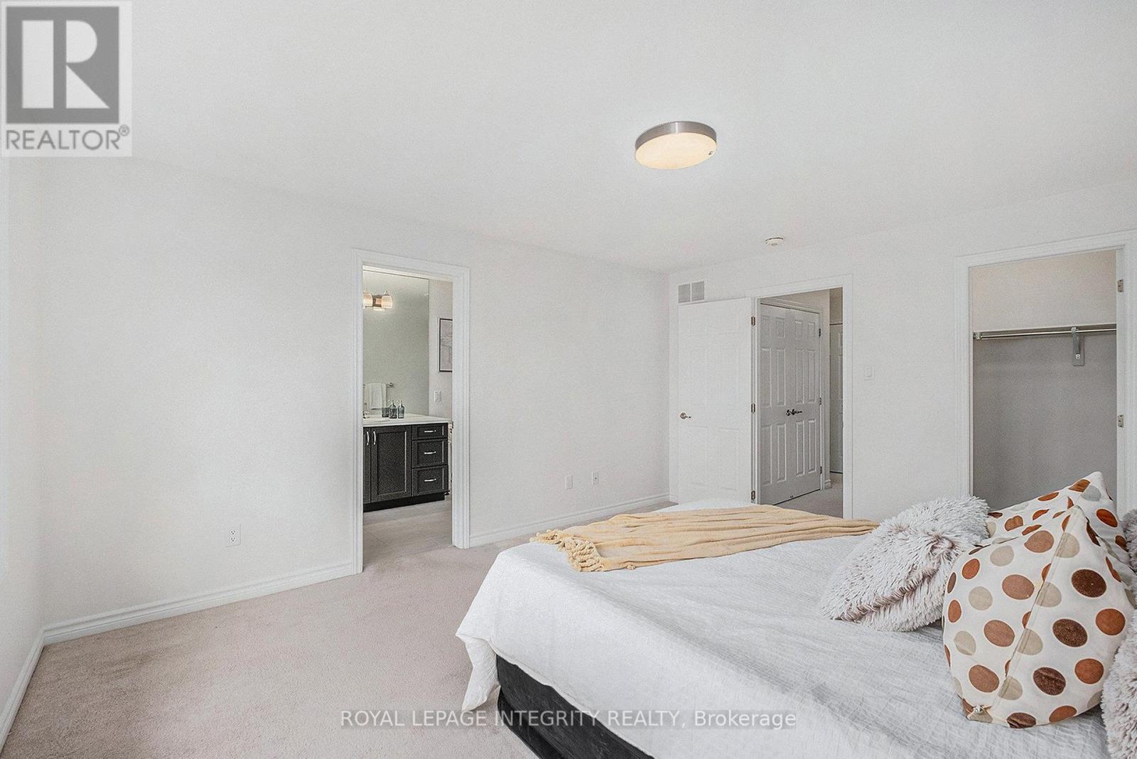 305 Lipizzaner Street, Ottawa, Ontario  K2S 0X8 - Photo 21 - X12378136