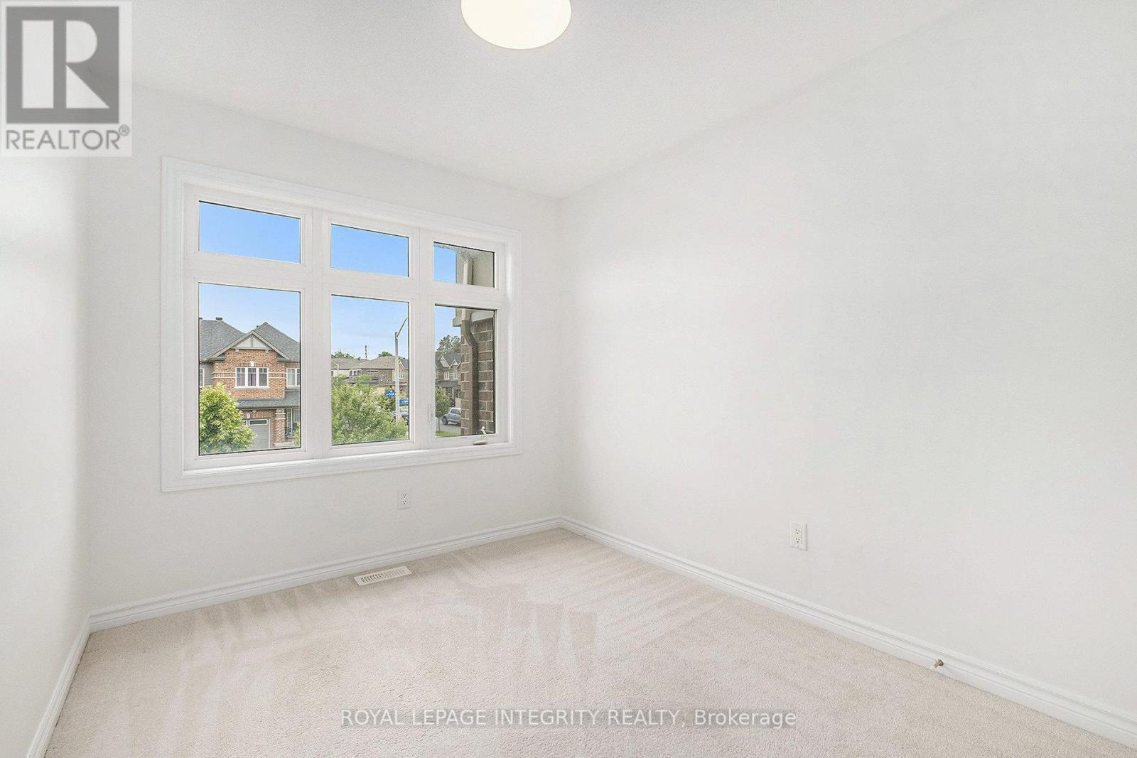 305 Lipizzaner Street, Ottawa, Ontario  K2S 0X8 - Photo 24 - X12378136