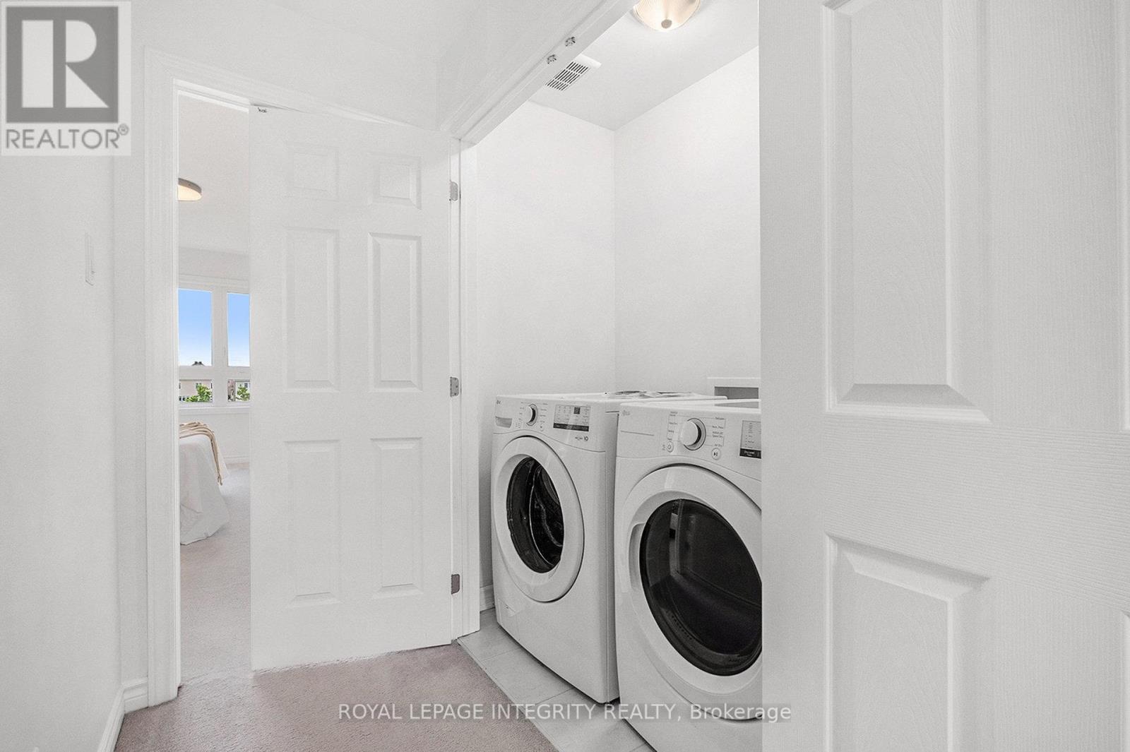 305 Lipizzaner Street, Ottawa, Ontario  K2S 0X8 - Photo 28 - X12378136
