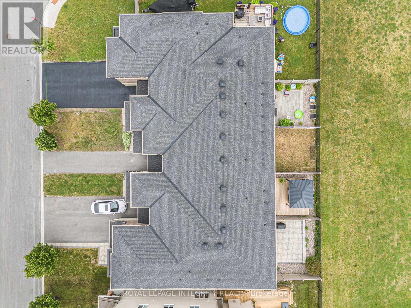 305 Lipizzaner Street, Ottawa, Ontario  K2S 0X8 - Photo 36 - X12378136