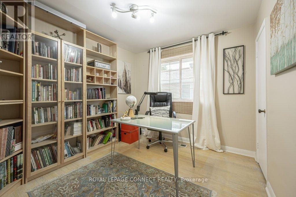 2 Ailsa Craig Court, Toronto (Westminster-Branson), Ontario  M2R 2B8 - Photo 15 - C12377951