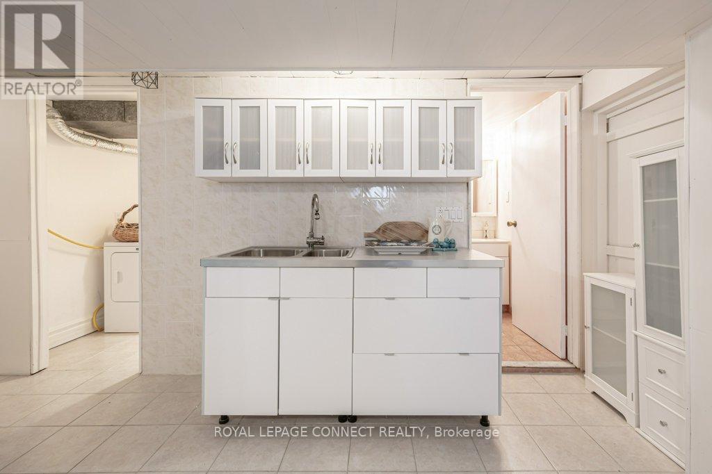 2 Ailsa Craig Court, Toronto (Westminster-Branson), Ontario  M2R 2B8 - Photo 26 - C12377951