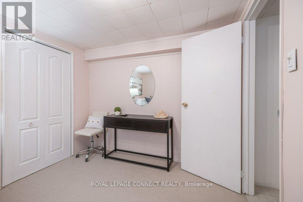 2 Ailsa Craig Court, Toronto (Westminster-Branson), Ontario  M2R 2B8 - Photo 30 - C12377951