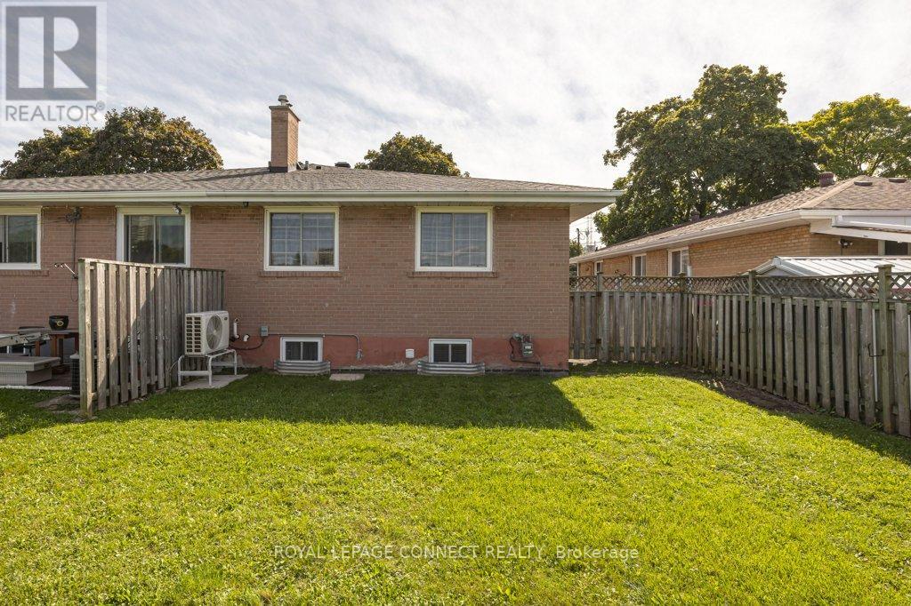 2 Ailsa Craig Court, Toronto (Westminster-Branson), Ontario  M2R 2B8 - Photo 39 - C12377951