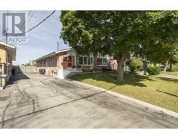 2 Ailsa Craig Court, Toronto (Westminster-Branson), Ca