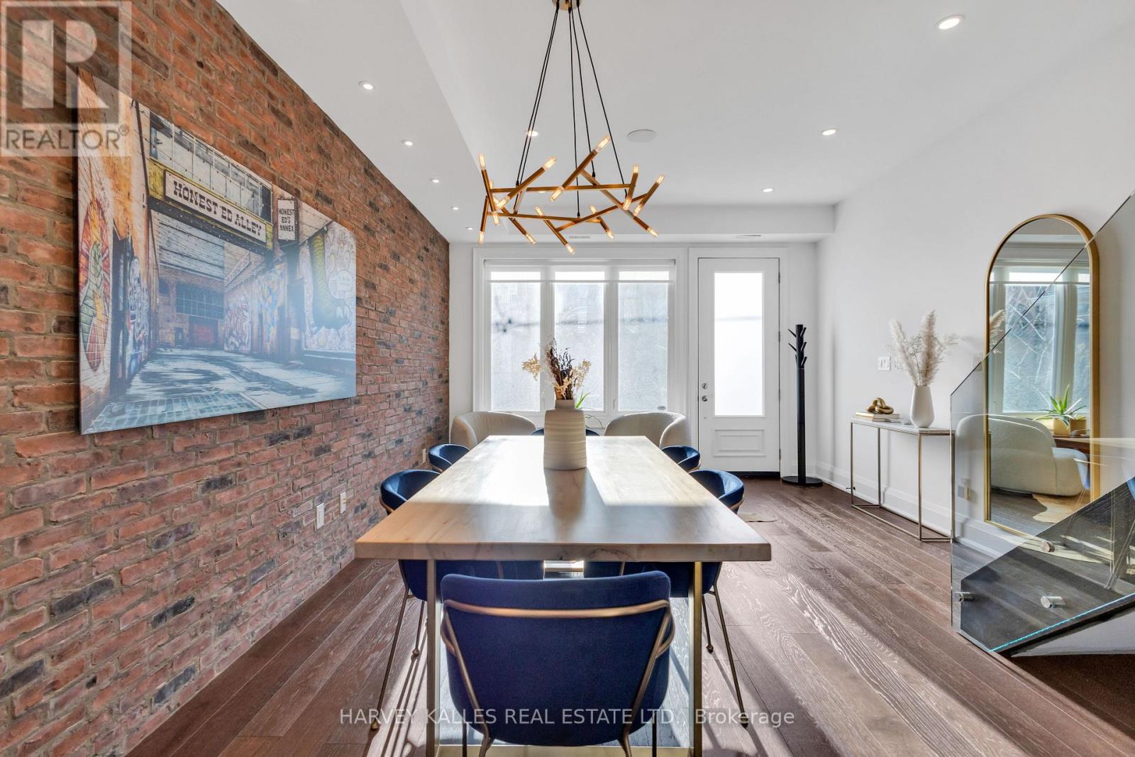 257 Borden Street, Toronto, Ontario  M5S 2N5 - Photo 8 - C12377971