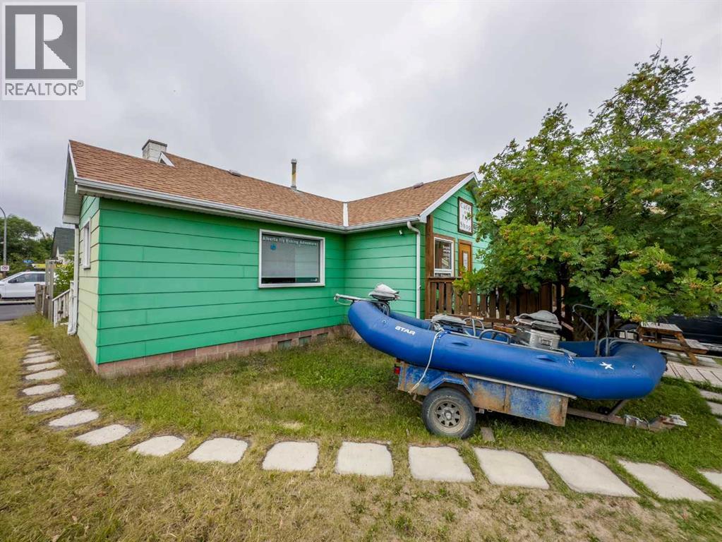 8301 20 Avenue, Coleman, Alberta  T0K 0M0 - Photo 17 - A2148468
