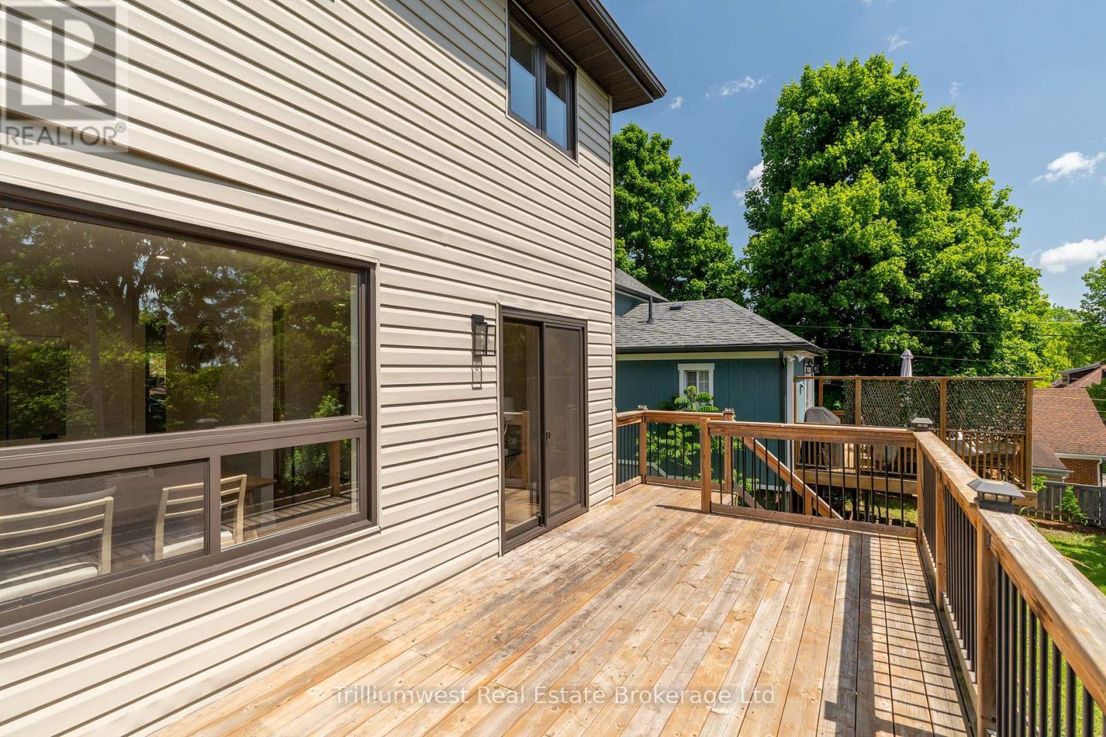 8 Chadwick Avenue, Guelph, Ontario  N1H 3E4 - Photo 38 - X12378033