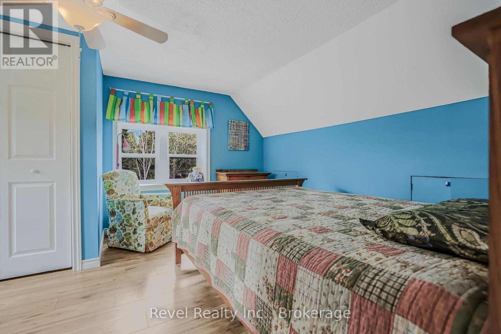 382 2nd Avenue Se, Georgian Bluffs, Ontario  N4K 5T1 - Photo 34 - X12378048