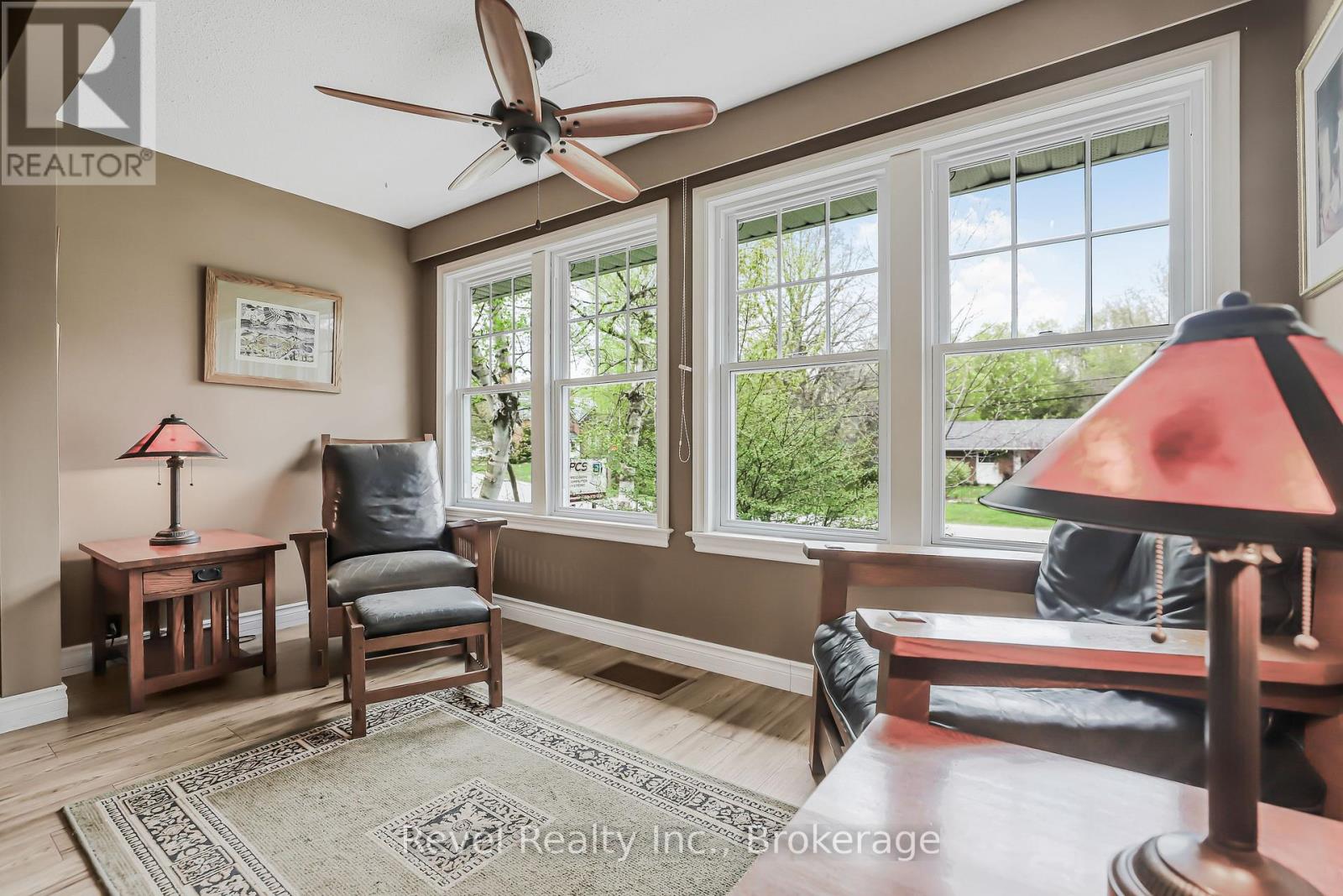 382 2nd Avenue Se, Georgian Bluffs, Ontario  N4K 5T1 - Photo 6 - X12378048