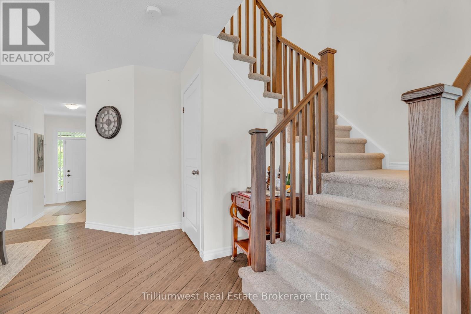 210 Couling Crescent, Guelph, Ontario  N1E 0L4 - Photo 15 - X12378089