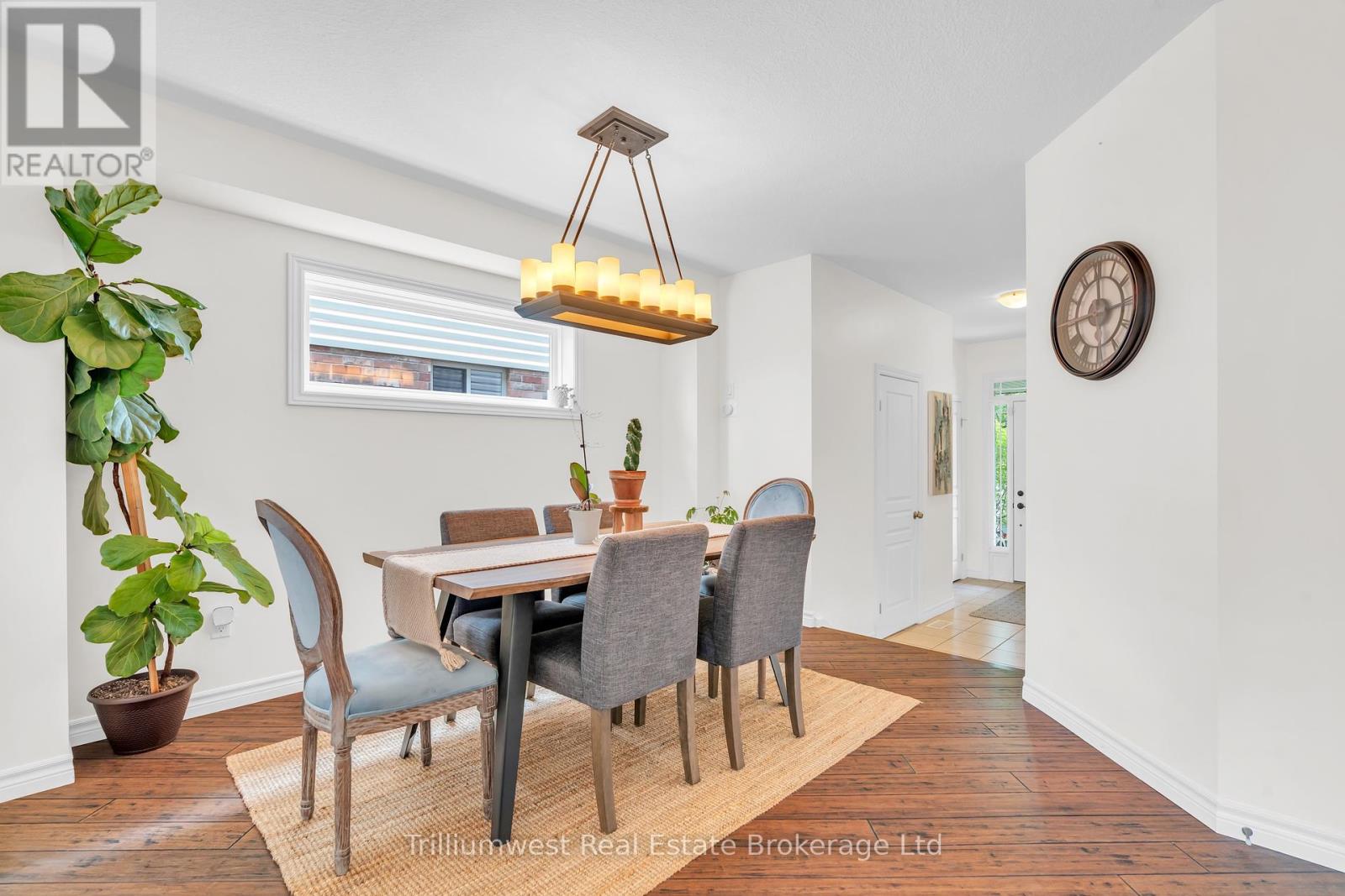 210 Couling Crescent, Guelph, Ontario  N1E 0L4 - Photo 6 - X12378089