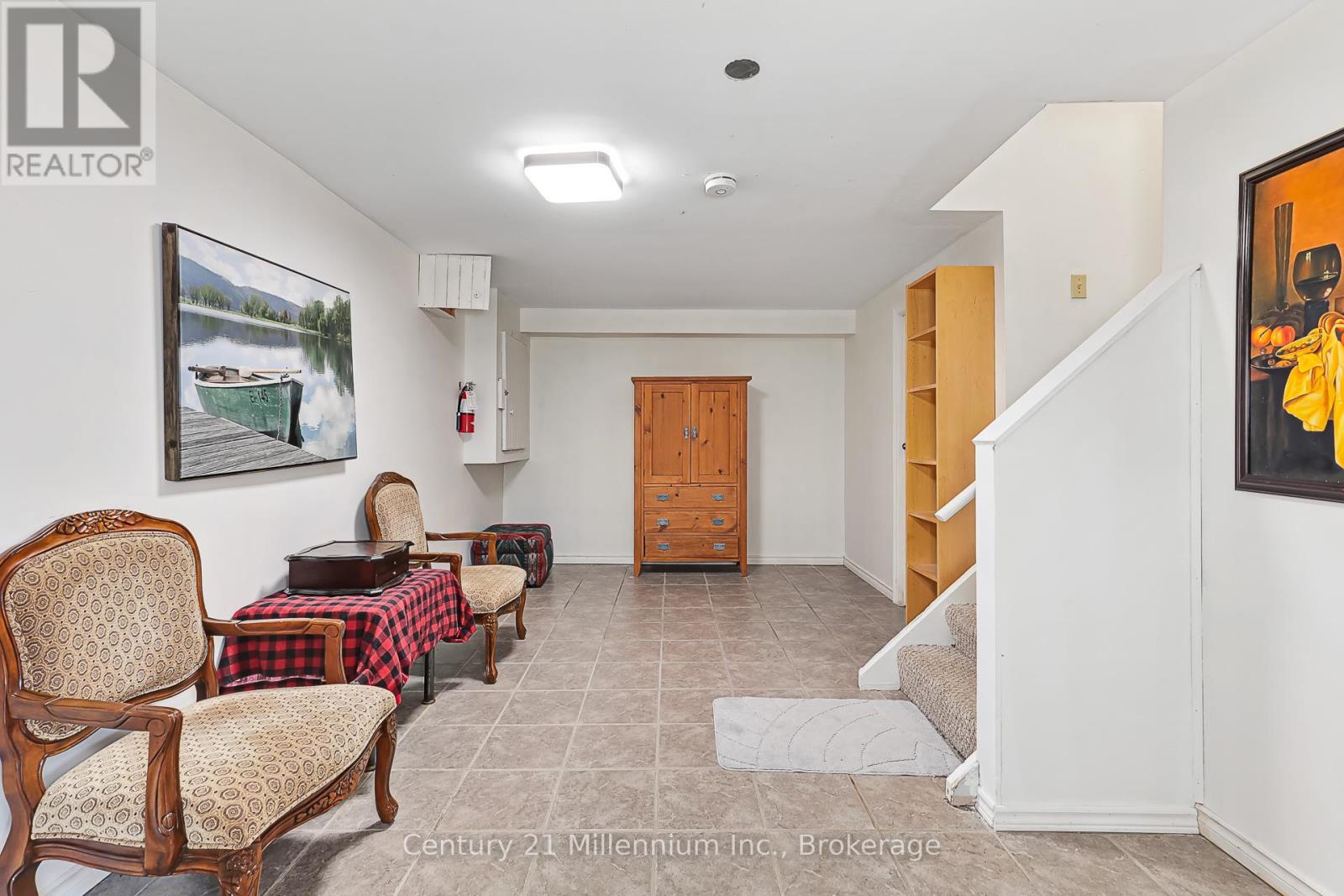 127 Scandia Lane, Blue Mountains, Ontario  N0H 2E0 - Photo 46 - X12378120