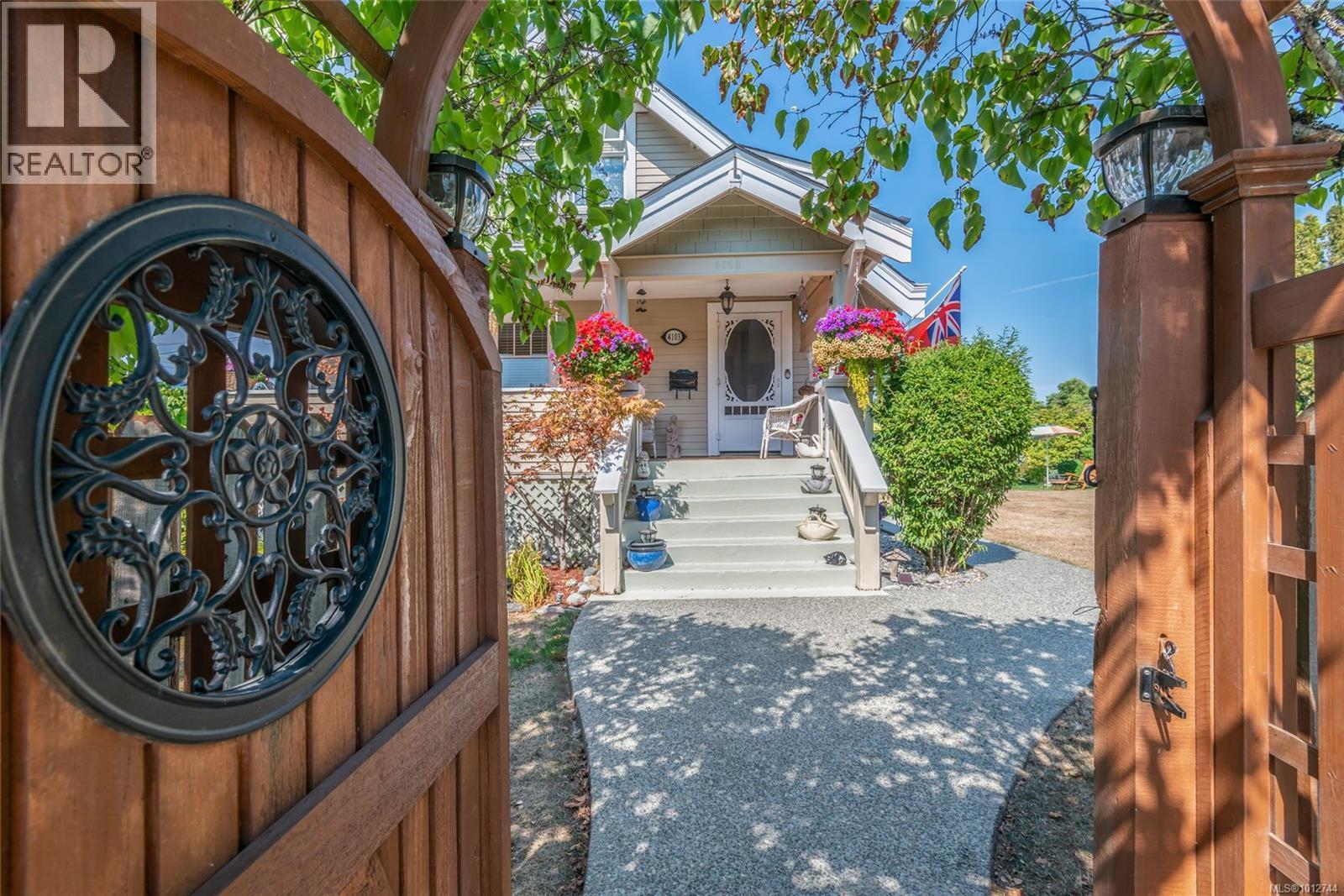 4103 Burde St, Port Alberni, British Columbia