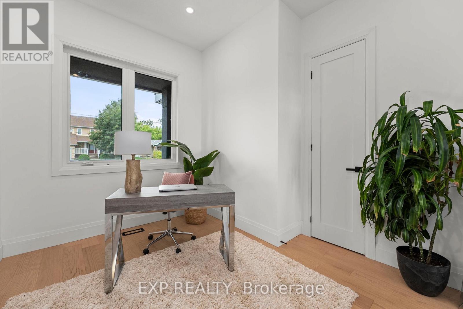 838 Elmwood Street, Georgina, Ontario  L4P 3E9 - Photo 25 - N12377889