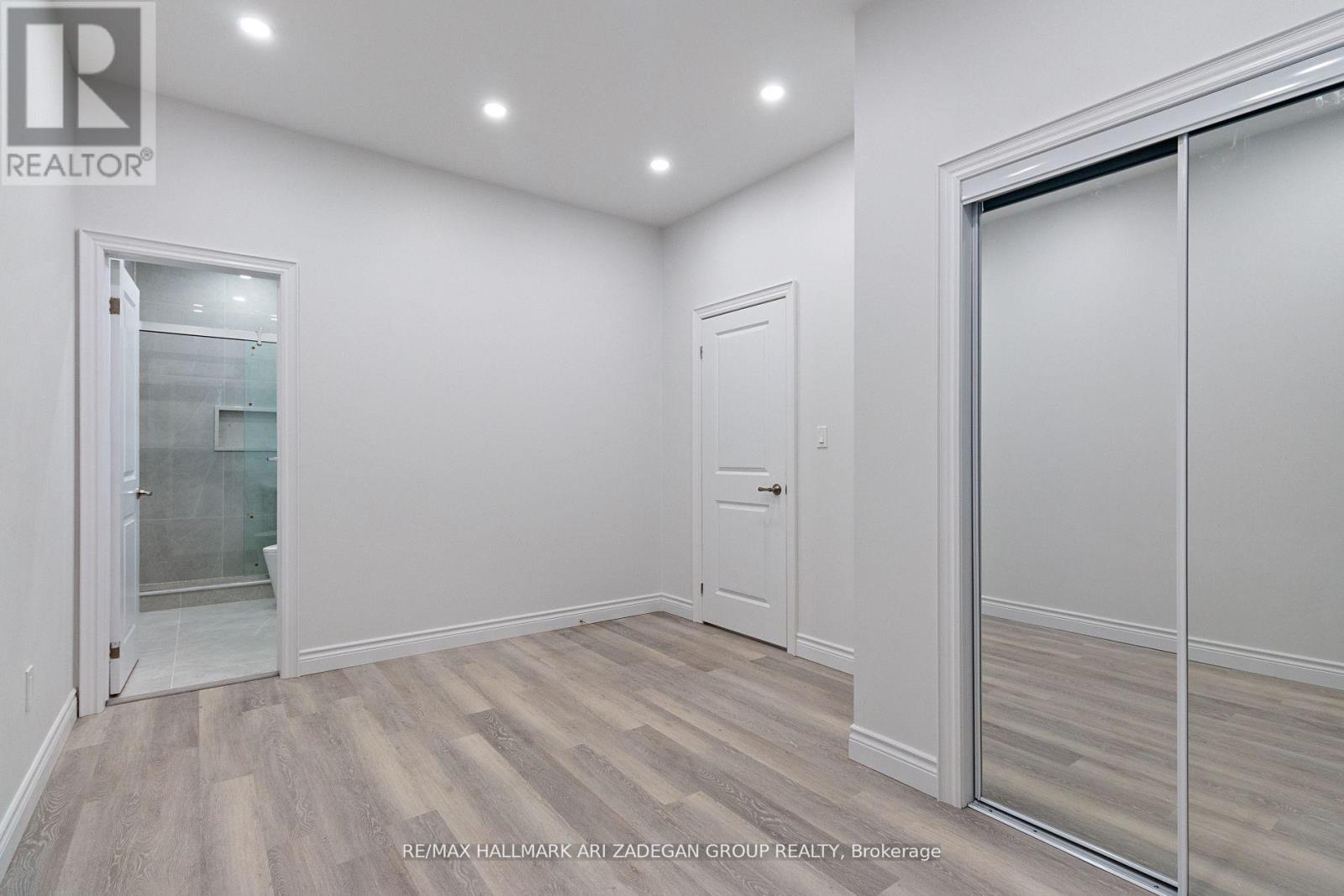 Lower - 177 The Queensway S, Georgina, Ontario  L4P 2A3 - Photo 25 - N12377956