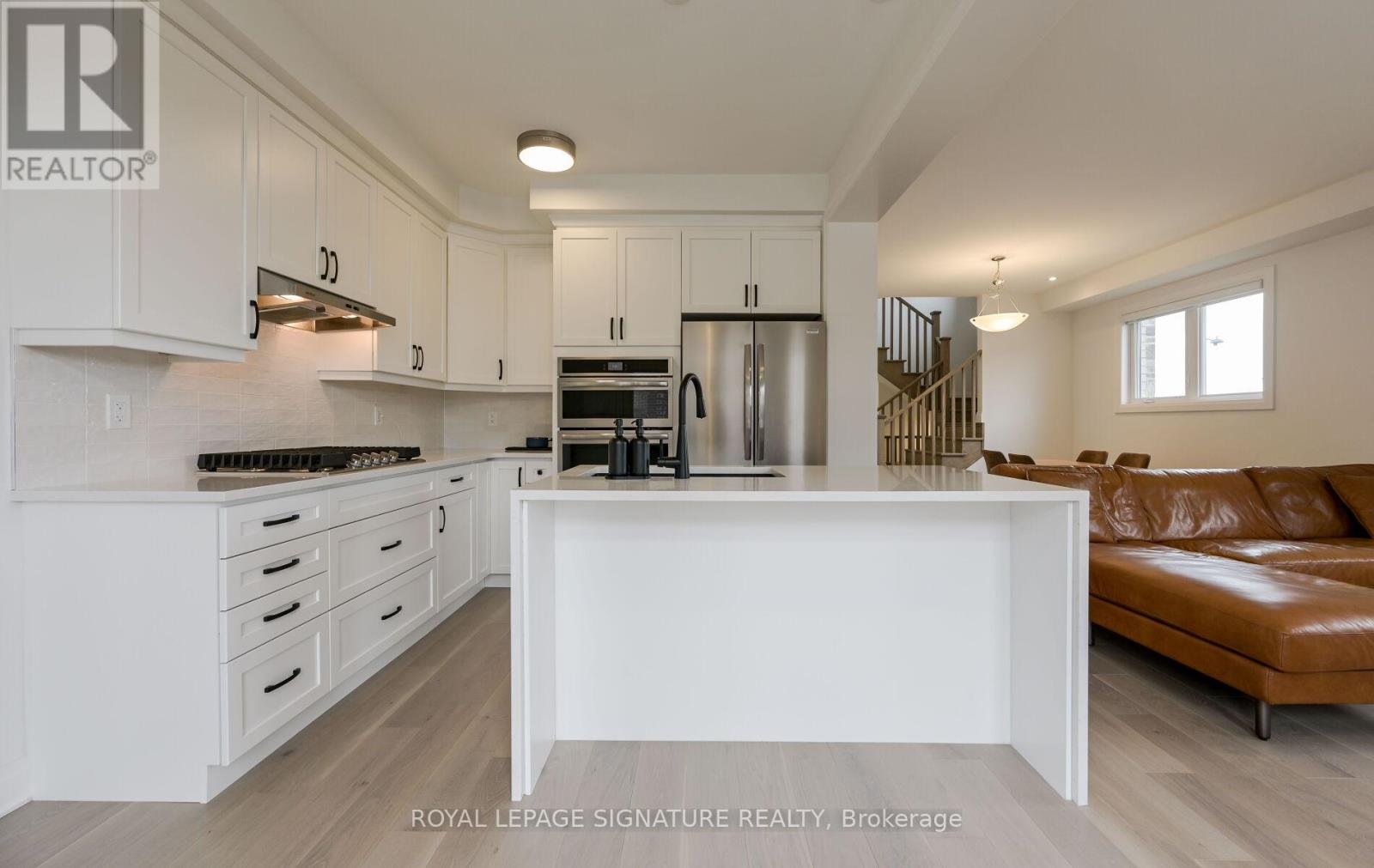 1175 Milland Drive, Oakville, Ontario  L6H 3X1 - Photo 17 - W12377891