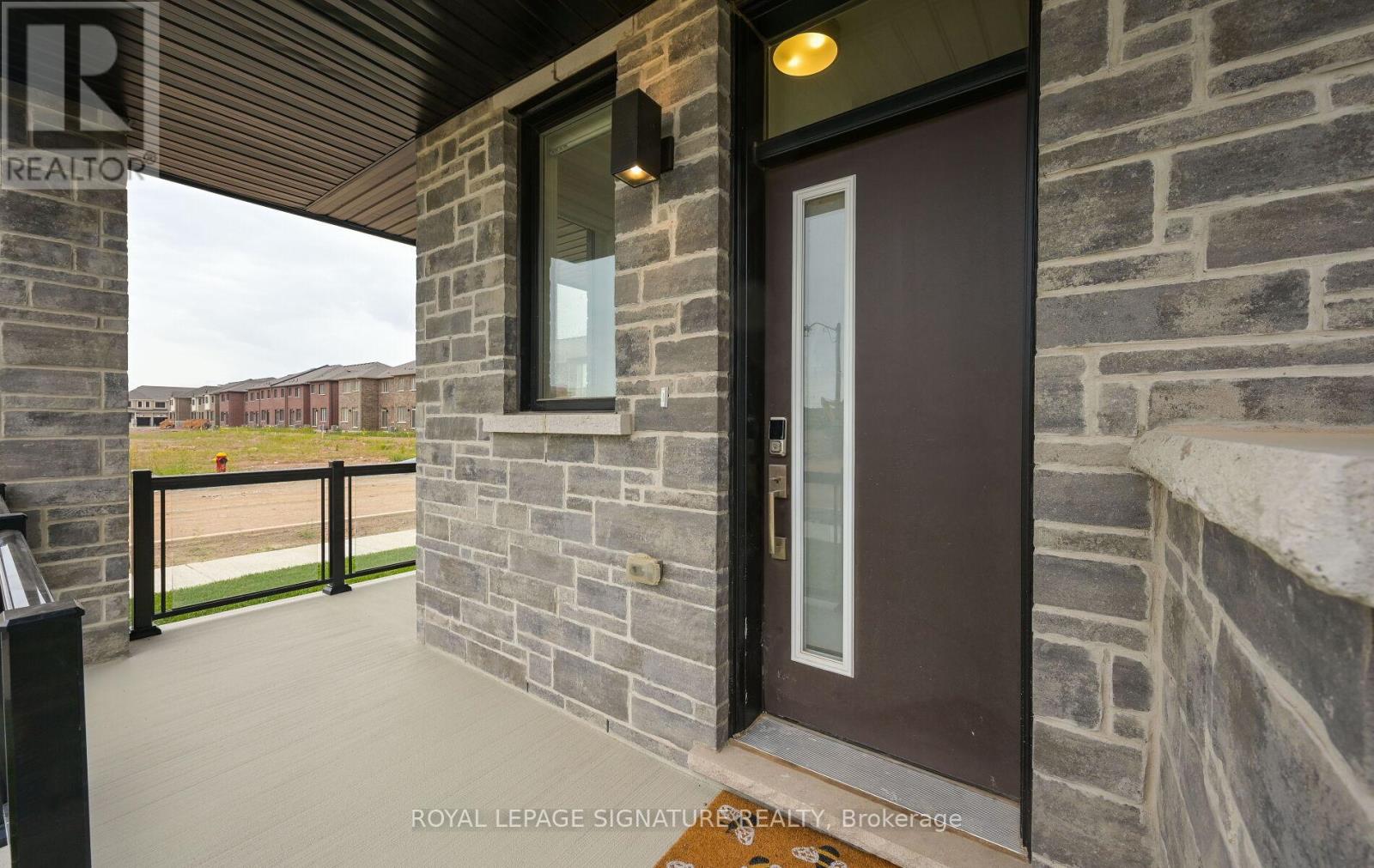 1175 Milland Drive, Oakville, Ontario  L6H 3X1 - Photo 3 - W12377891