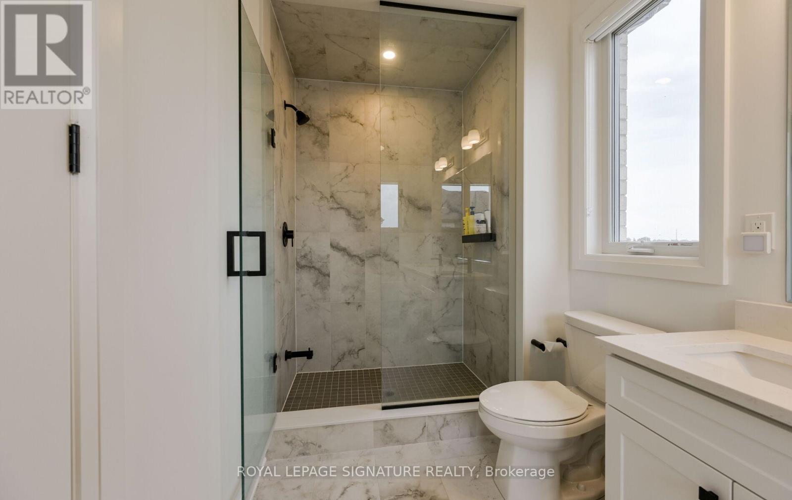 1175 Milland Drive, Oakville, Ontario  L6H 3X1 - Photo 33 - W12377891