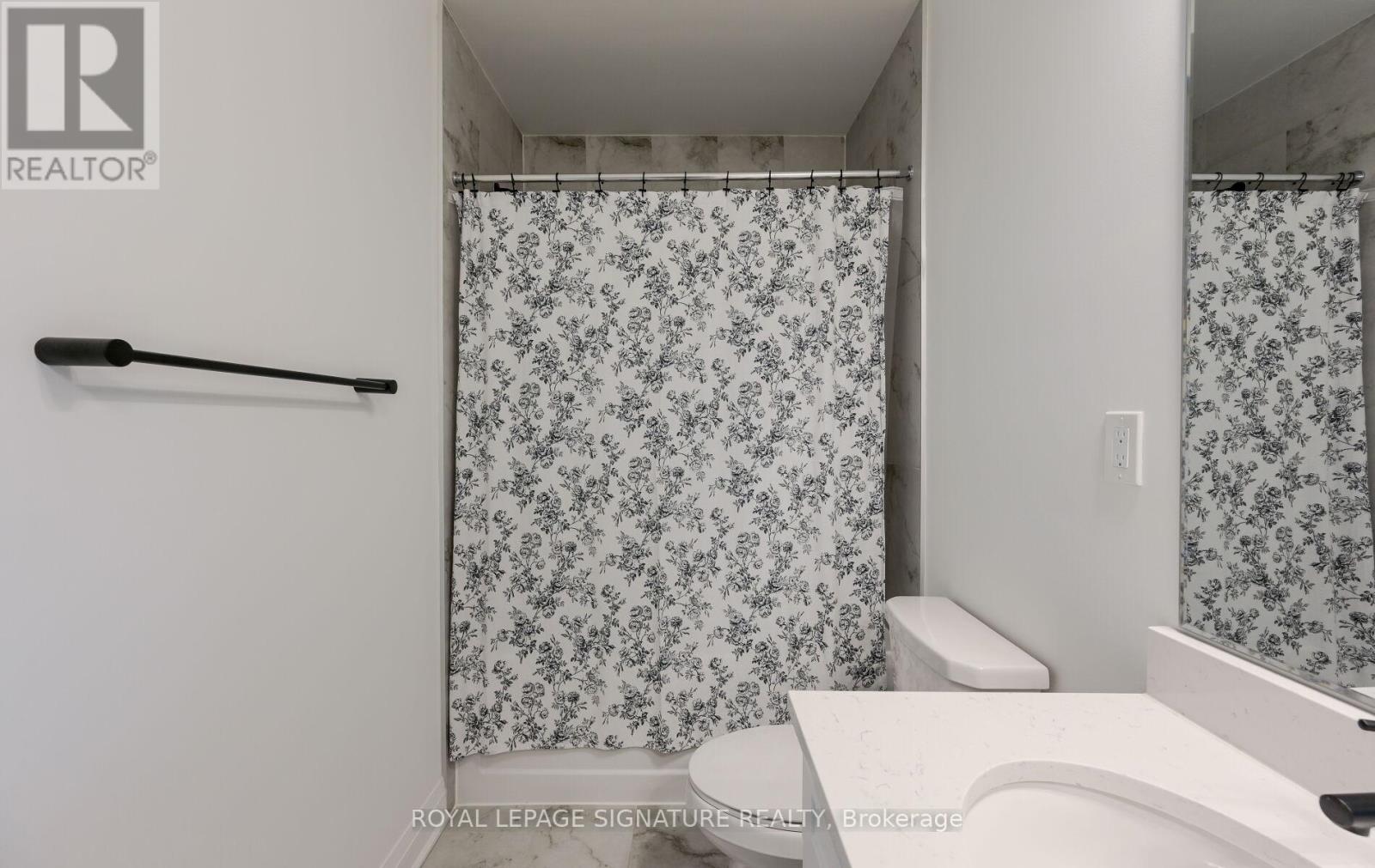 1175 Milland Drive, Oakville, Ontario  L6H 3X1 - Photo 42 - W12377891