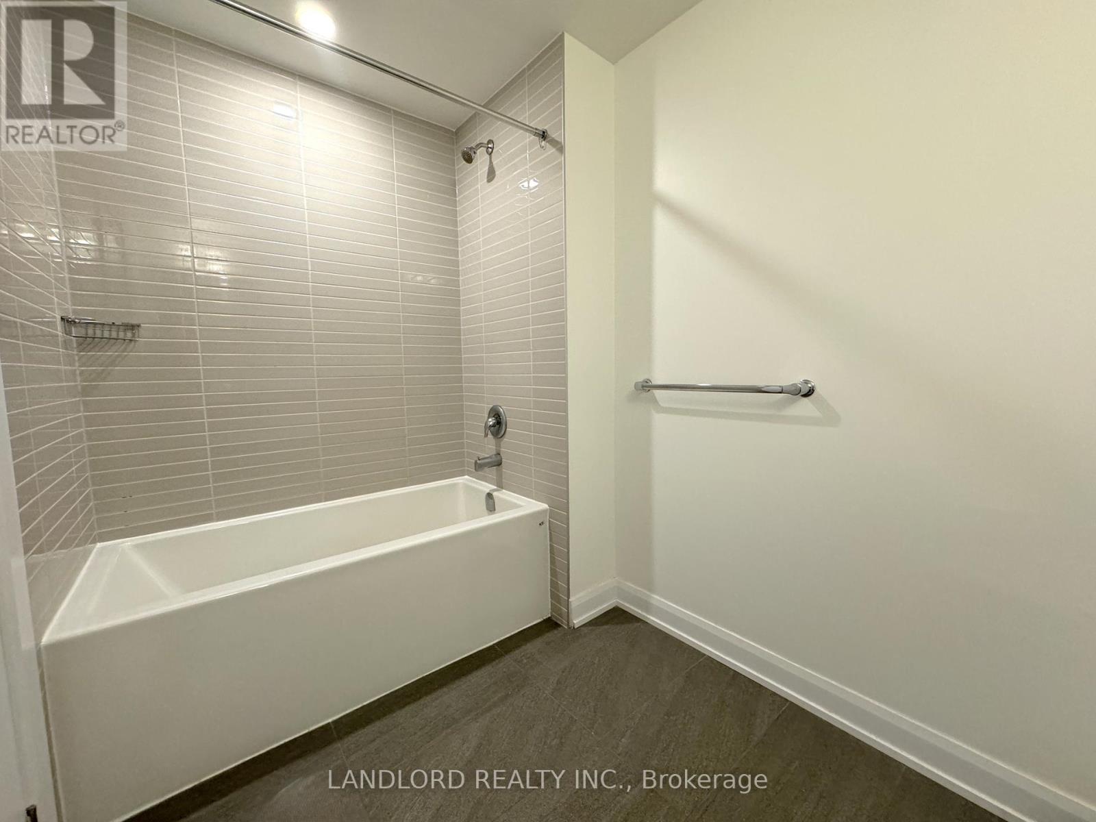 1304 - 3200 William Colston Avenue, Oakville, Ontario  L6H 7W6 - Photo 7 - W12377957