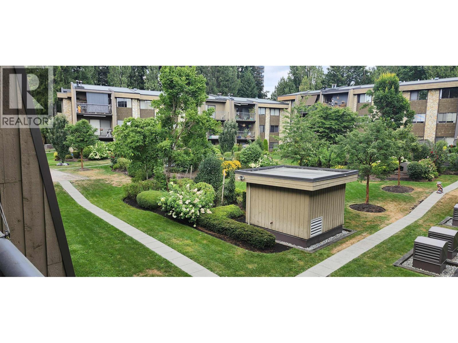 201 9101 Horne Street, Burnaby, British Columbia  V3N 4M3 - Photo 2 - R3033850