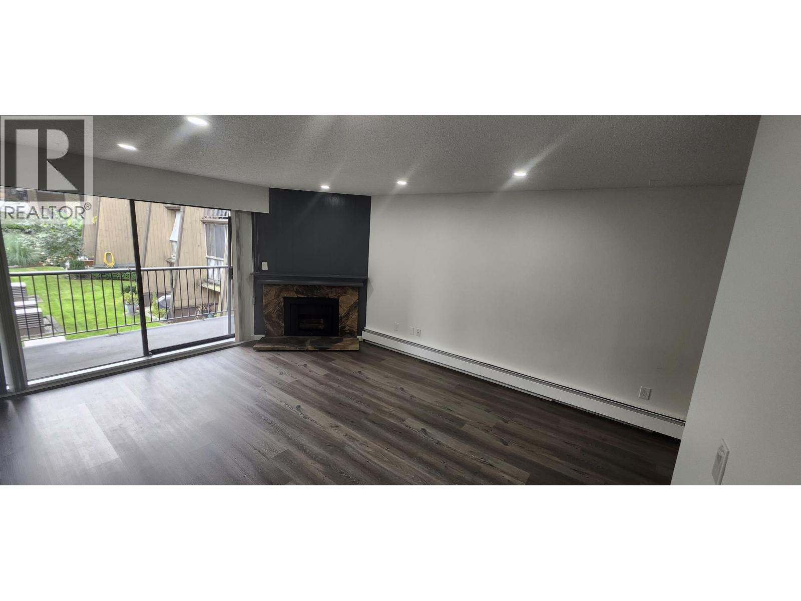 201 9101 Horne Street, Burnaby, British Columbia  V3N 4M3 - Photo 6 - R3033850