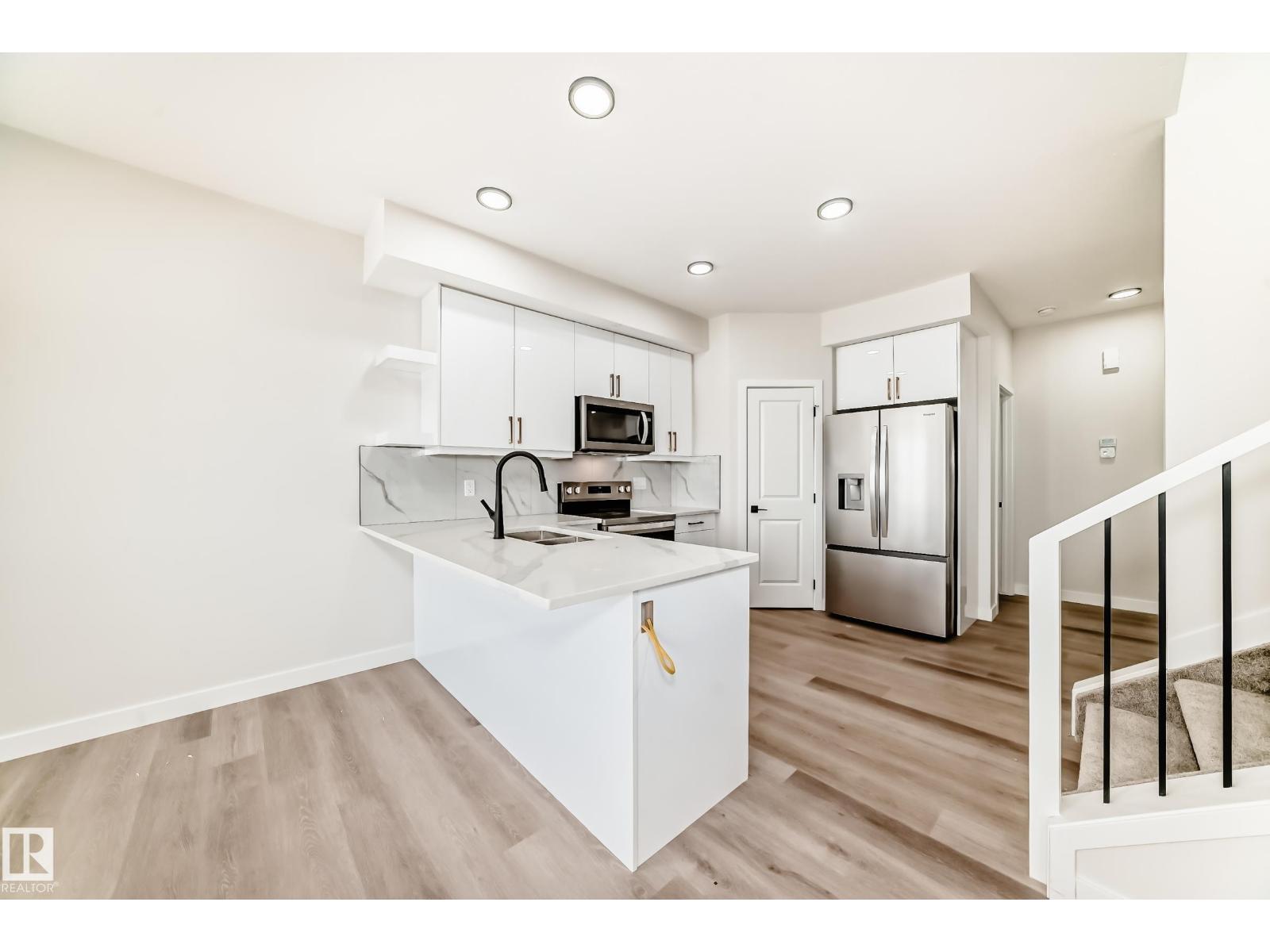 49 Patriot Wy, Spruce Grove, Alberta  T7X 2W6 - Photo 5 - E4455838