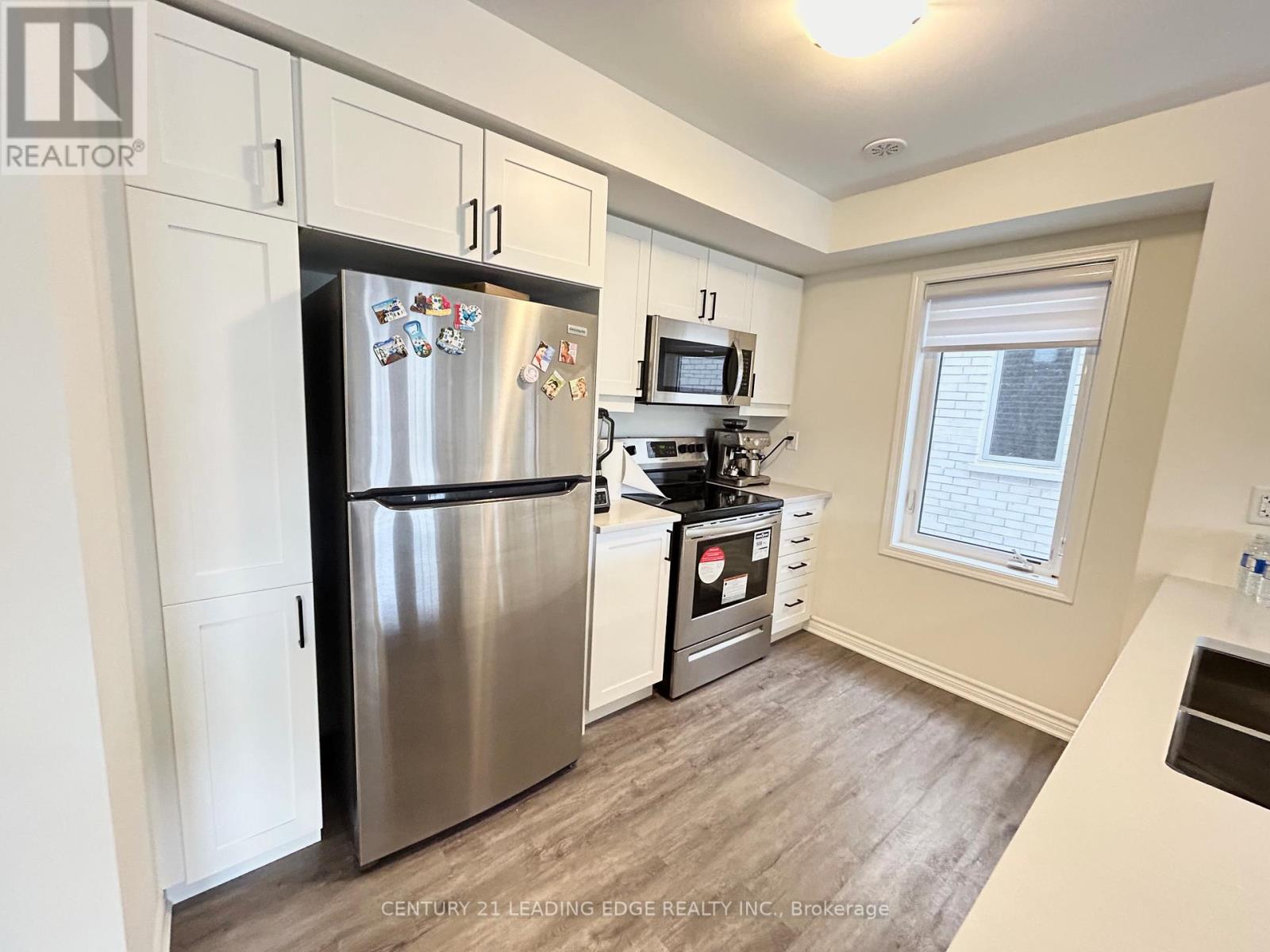 3378 Swordbill Street, Pickering, Ontario  L0H 1J0 - Photo 11 - E12377595