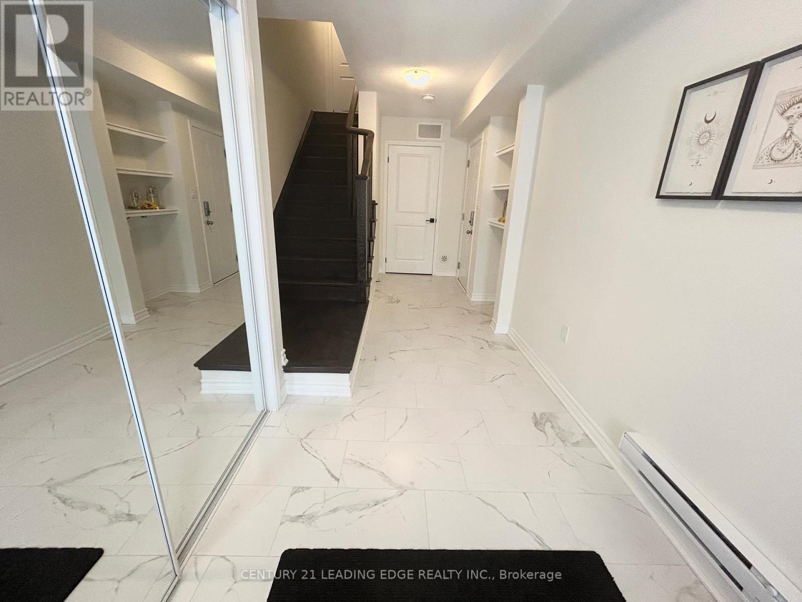 3378 Swordbill Street, Pickering, Ontario  L0H 1J0 - Photo 4 - E12377595