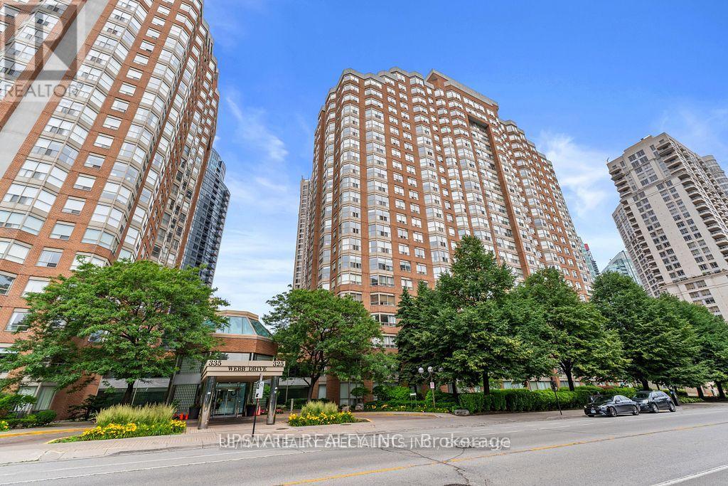 1208 - 325 Webb Drive, Mississauga (City Centre), Ontario  L5B 3Z9 - Photo 2 - W12287019