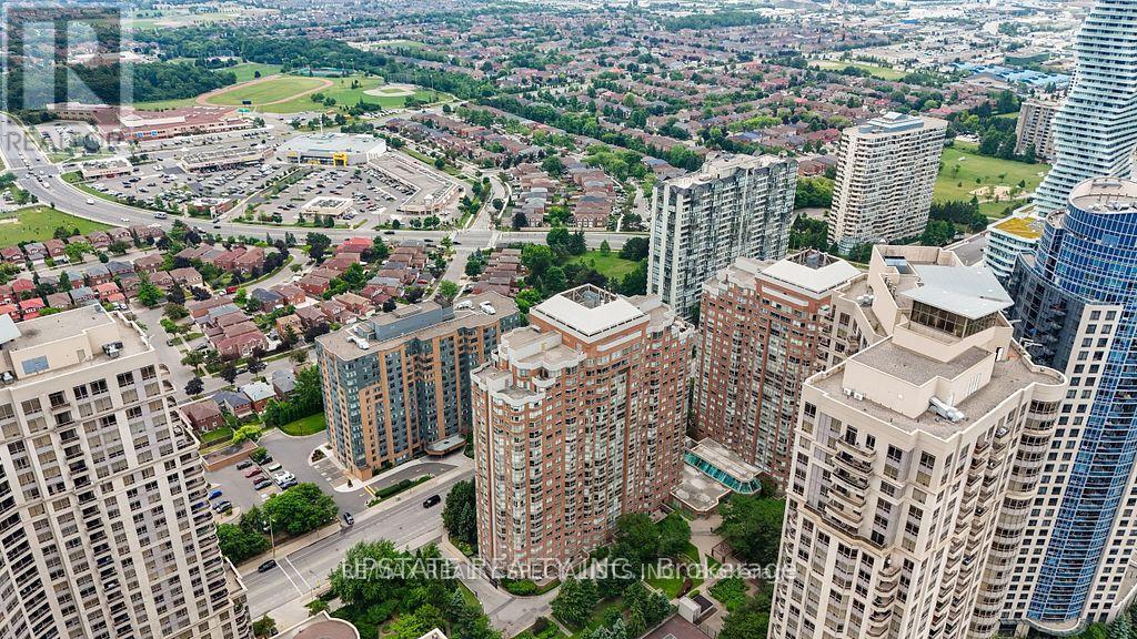 1208 - 325 Webb Drive, Mississauga (City Centre), Ontario  L5B 3Z9 - Photo 5 - W12287019