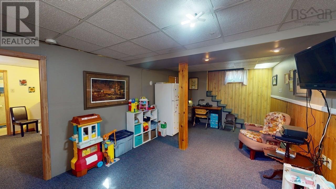 34 Duke Street, New Glasgow, Nova Scotia  B2H 1R1 - Photo 8 - 202522275