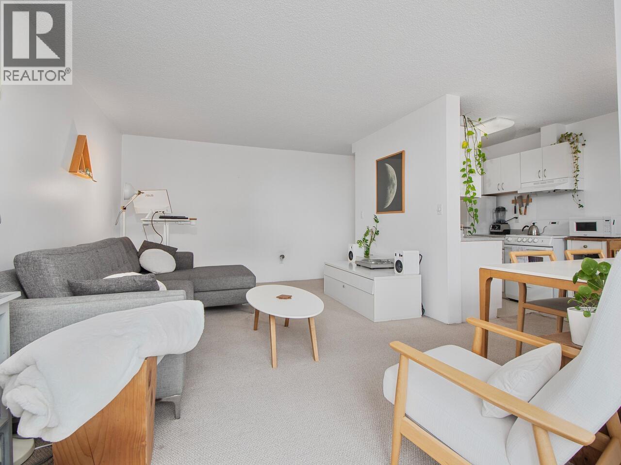 407 145 St. Georges Avenue, North Vancouver, British Columbia  V7L 3G8 - Photo 3 - R3042835