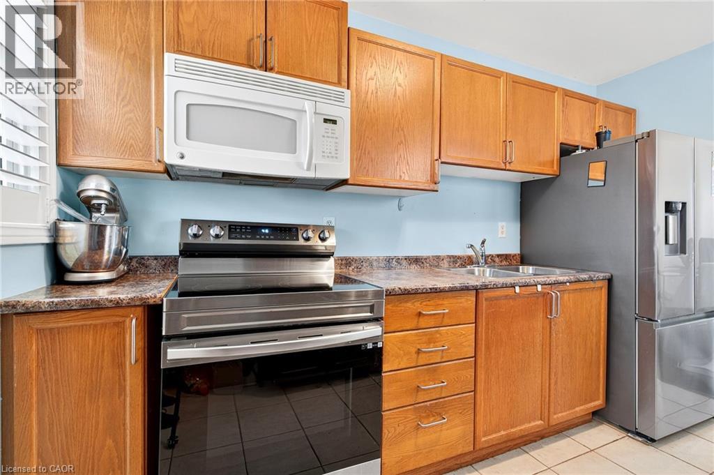 15 Donald Avenue, Dundas, Ontario  L9H 1E9 - Photo 10 - 40762459