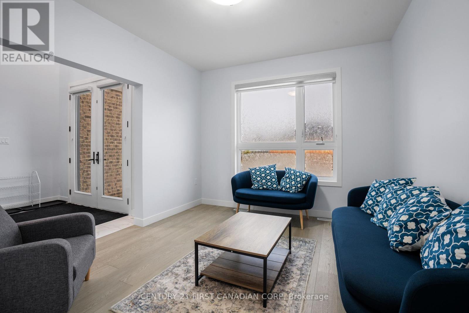 3415 Isleworth Road, London South (South V), Ontario  N6P 0G8 - Photo 5 - X12378200