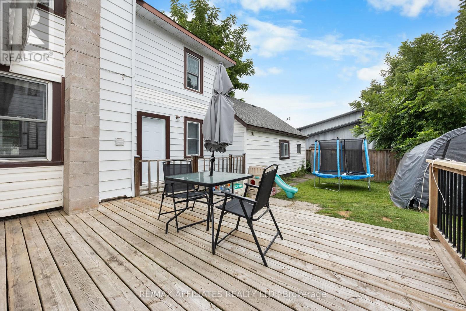 18 Cockburn Street, Perth, Ontario  K7H 2A9 - Photo 15 - X12378224