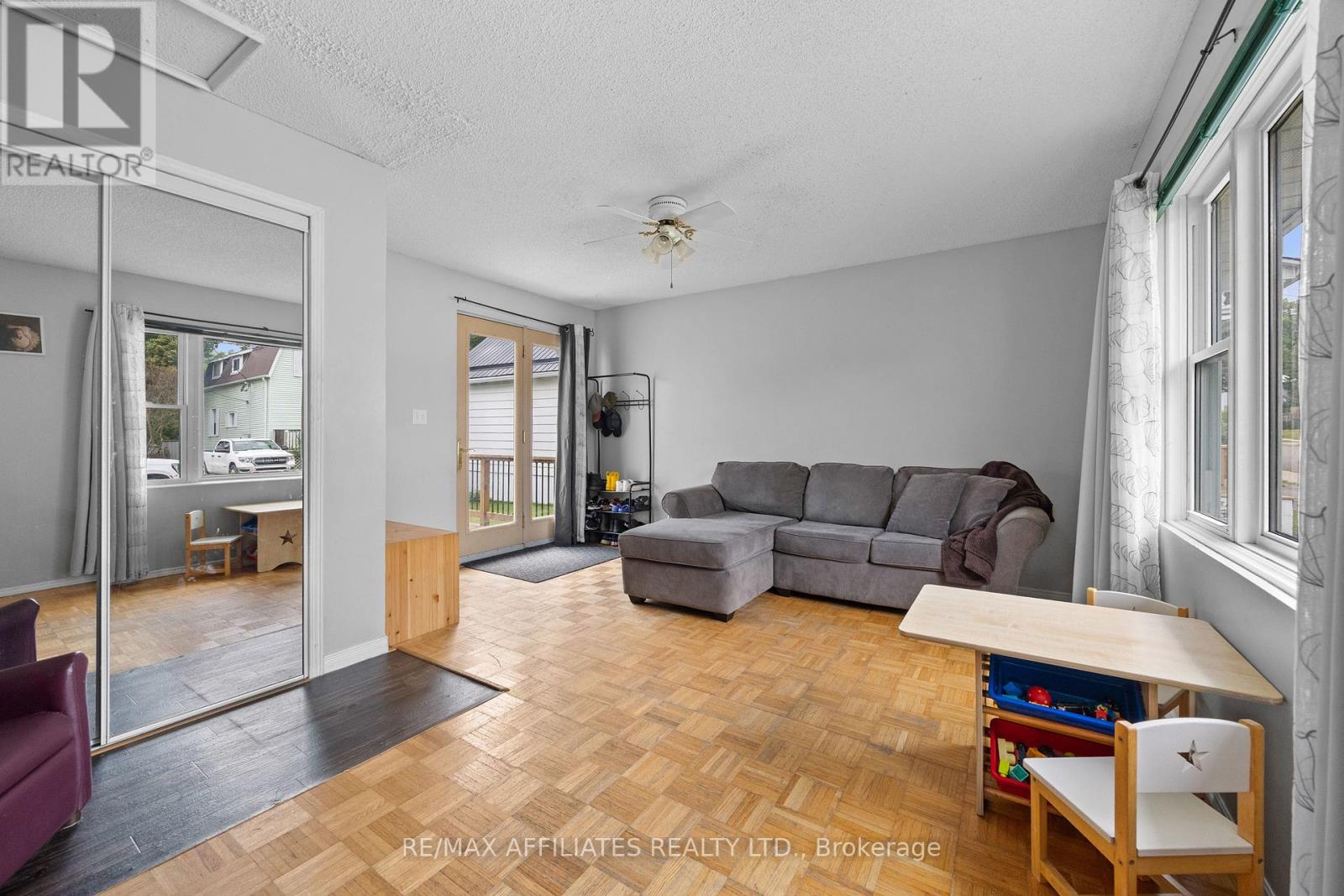 18 Cockburn Street, Perth, Ontario  K7H 2A9 - Photo 7 - X12378224