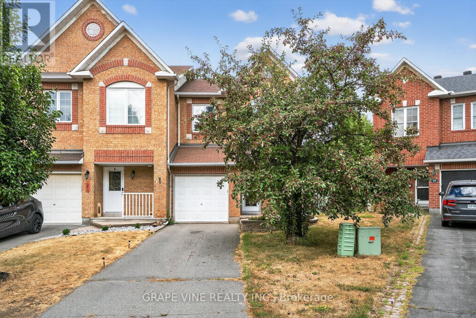 27 FLOWERTREE CRESCENT, Ottawa, Ontario