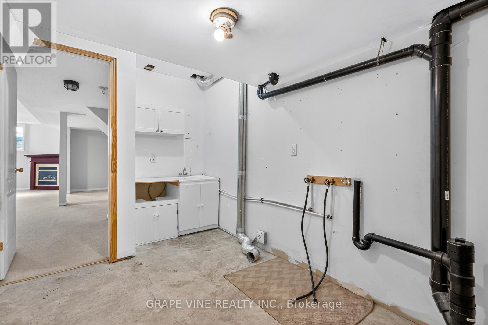 27 Flowertree Crescent, Ottawa, Ontario  K2M 2R8 - Photo 29 - X12378229