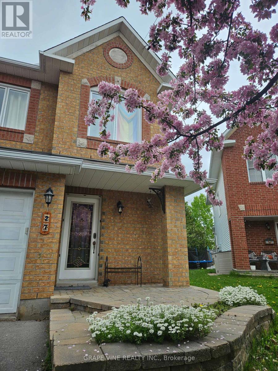 27 Flowertree Crescent, Ottawa, Ontario  K2M 2R8 - Photo 37 - X12378229