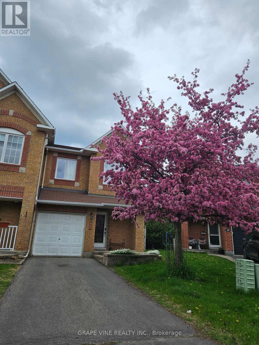 27 Flowertree Crescent, Ottawa, Ontario  K2M 2R8 - Photo 5 - X12378229