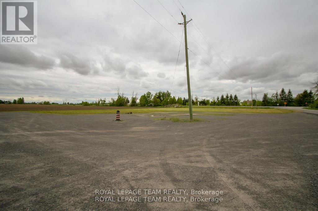 12026 Benson George Road, North Dundas, Ontario  K0C 2K0 - Photo 4 - X12378241